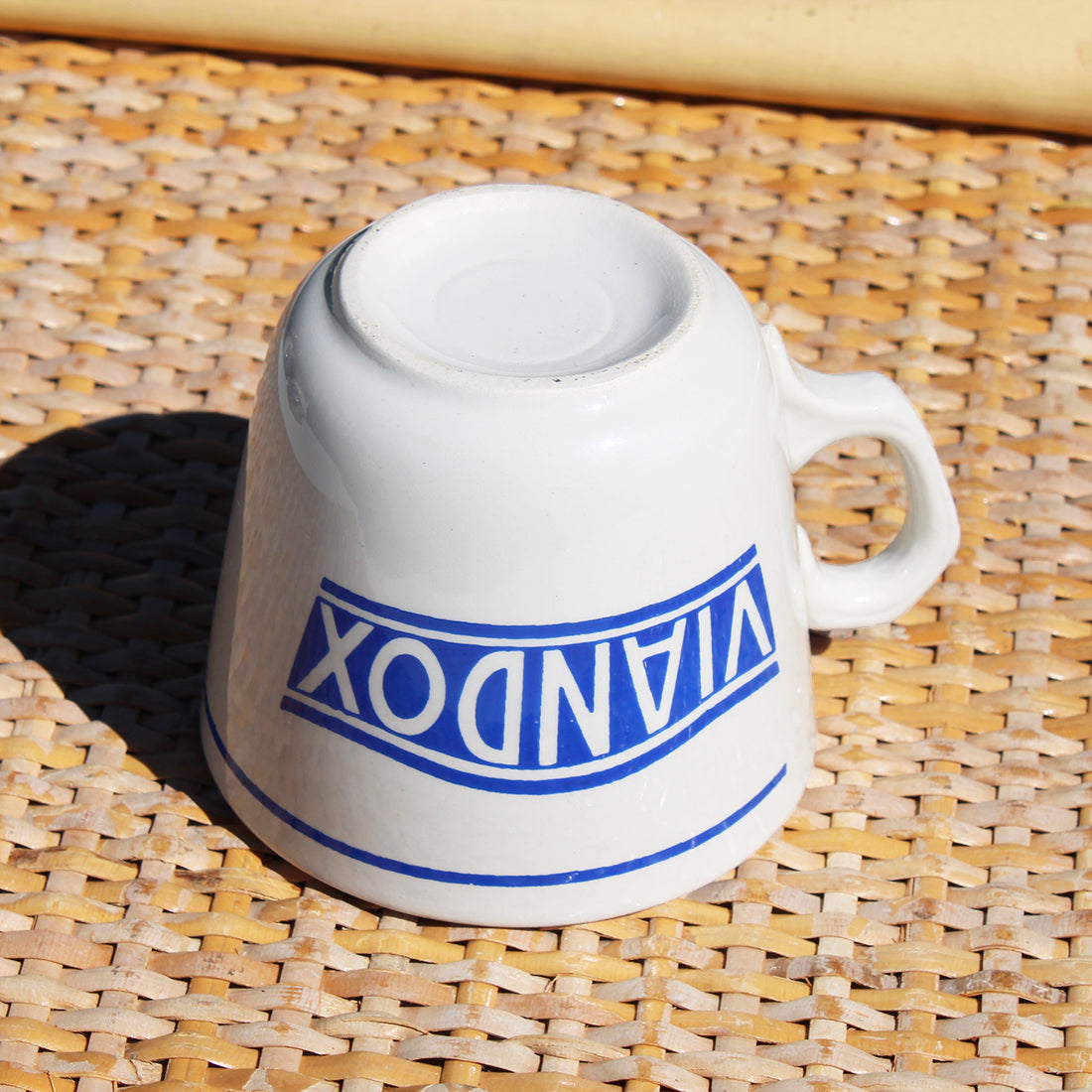 Vintage earthenware Viandox advertising mug – La Roue du Passé
