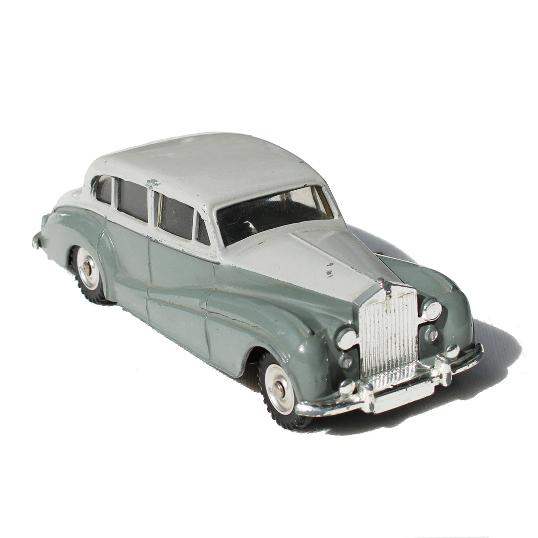 Dinky Toys France 1/43 Rolls Royce Silver Wraith Limousine Grise Réf 551