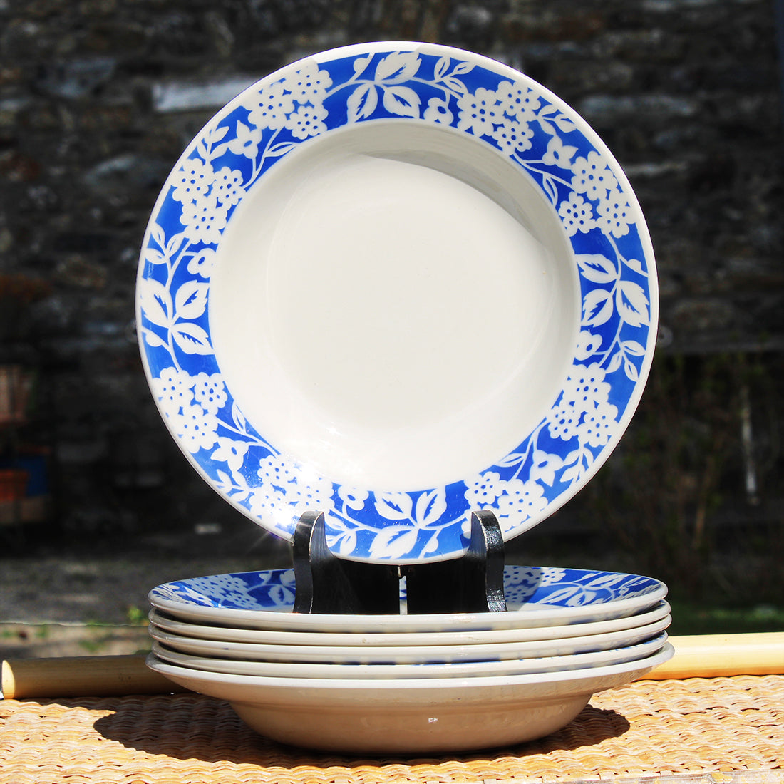 L'assiette plate en porcelaine Blanche - Tahiti