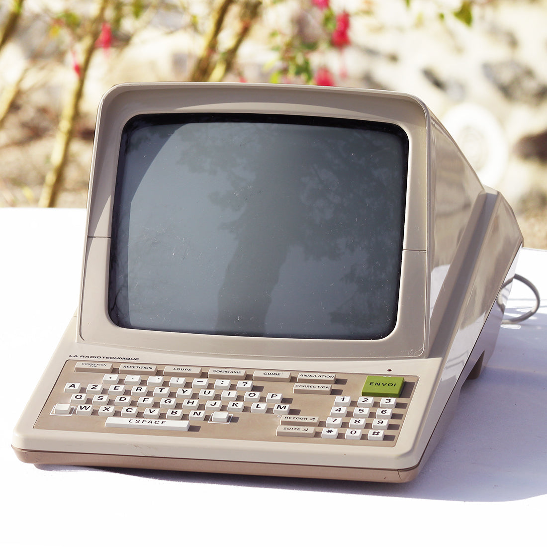 Ancien Minitel 9 Radiotechnique – Ordinateur Vintage Industriel – état Fonctionnel