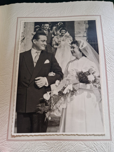 Ancien album photo de mariage / 19 photos années 1950