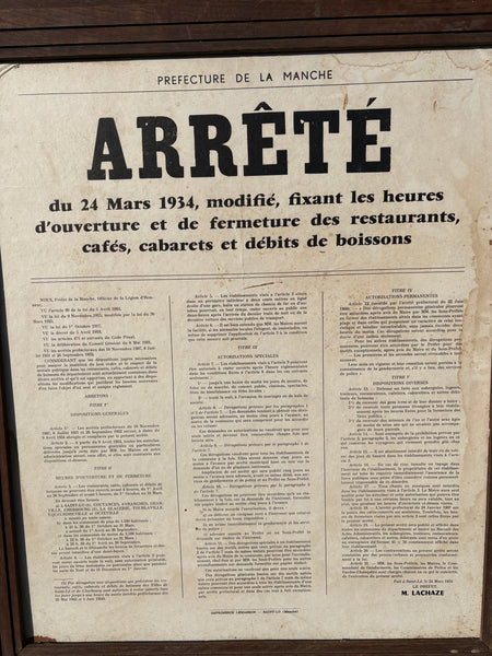Panneau ancien encadré – Affiche arrêté préfectoral – Horaires de bistrot, bar et restaurant – Saint-Lô, Manche, 1934