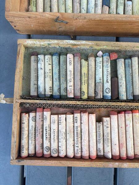 Ancienne boîte Lefranc pour pastels tendres surfins assortis – Réf. 1625