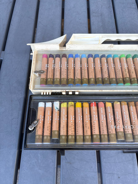 Ancien coffret Sakura Hi Cray-Pas 52 bâtons de pastel à l’huile – Made in Japan – années 1970