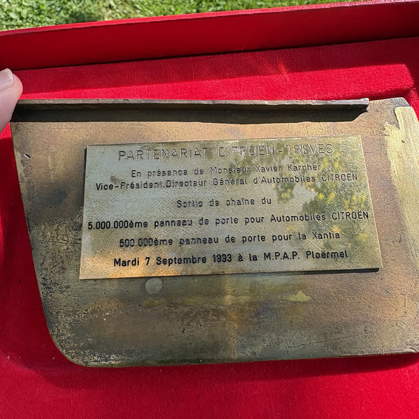 Panneau de porte Citroën Xantia en bronze – pièce commémorative industrielle – écrin d'origine (1993)