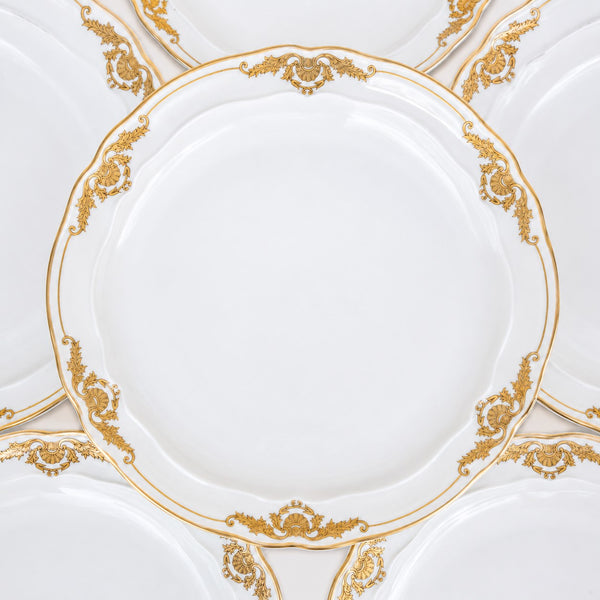 Lot de 6 assiettes plates en porcelaine de Limoges Bernardaud modèle « Coquille » à décor doré