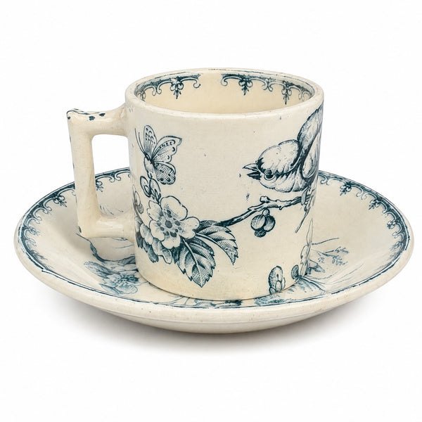 Ancienne tasse de dinette avec sa soucoupe en faïence modèle Mésange – Lunéville