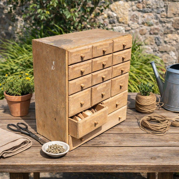 Layette d’horloger / mercerie vintage en bois et contreplaqué – meuble de métier à tiroirs