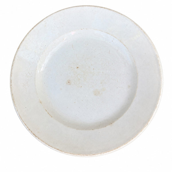 Assiette ancienne en faïence blanche épaisse Ø 20,5 cm – Creil et Montereau, fin XIXe siècle