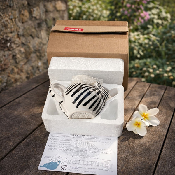 Théière Éléphant publicitaire en céramique – Motif zébré noir & blanc – 90 cl