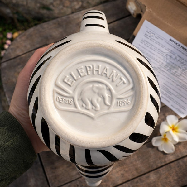 Théière Éléphant publicitaire en céramique – Motif zébré noir & blanc – 90 cl