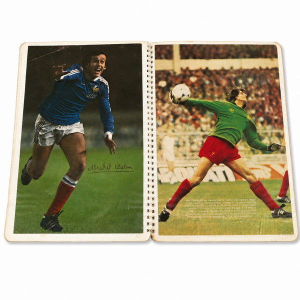 Ancien cahier album de football – Michel Platini, AS Saint-Étienne, Coupe des clubs champions 1976 et Coupes du monde 1978 et 1982
