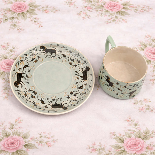 Grosse tasse à déjeuner et soucoupe anciennes Sarreguemines décor lion floral vert céladon