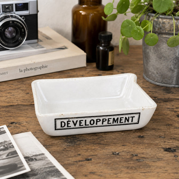 Petit bac ancien de développement photographique en céramique