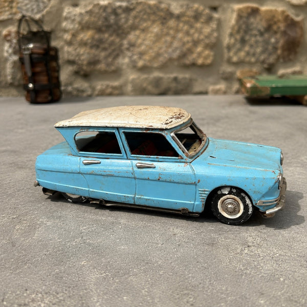 Joustra Citroën Ami 6 Berline en tôle bleue – Jouet à friction – vers 1962 – À restaurer
