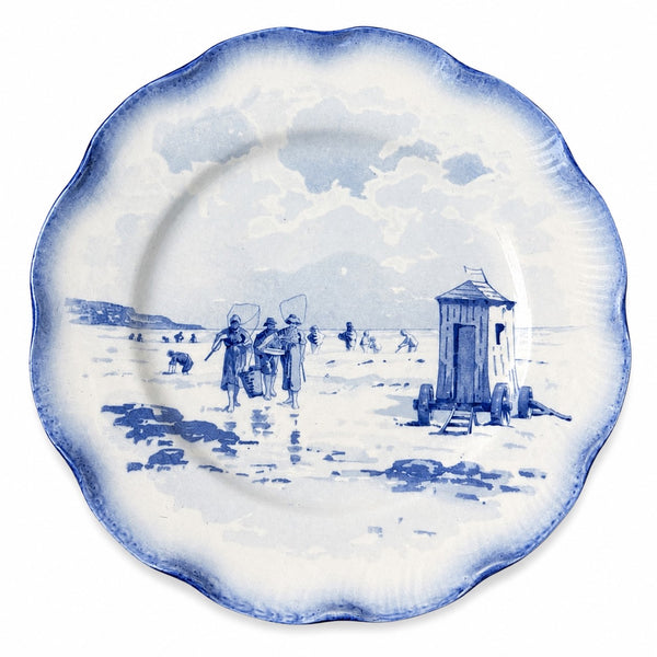 Assiette plate ancienne en faïence de Sarreguemines modèle Marines (1890-1918)