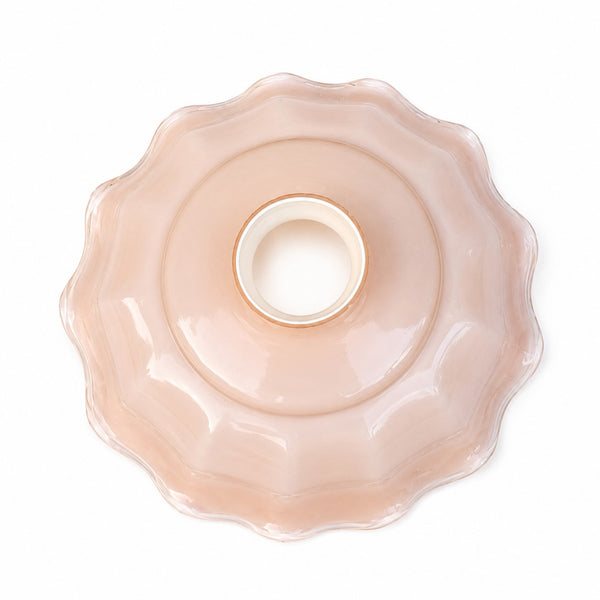 Ancien abat-jour tulipe en verre opalin rose à bord festonné pour suspension