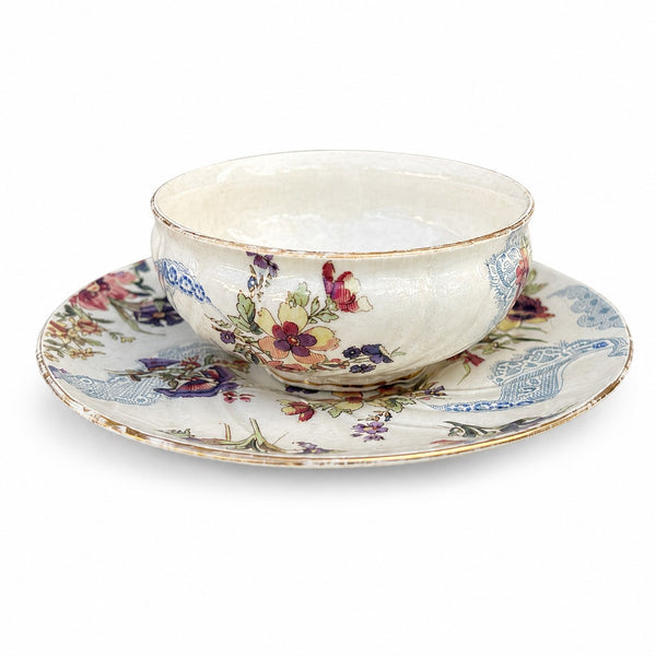 Ancienne tasse à thé et sa soucoupe en faïence U & C Sarreguemines – Modèle Lavallière