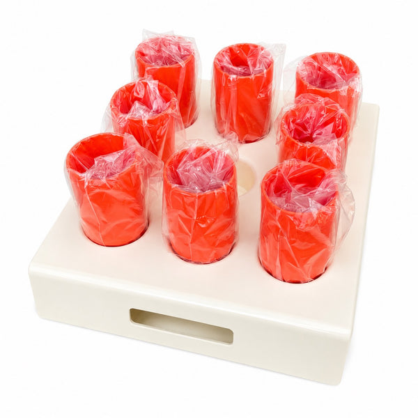 Plateau porte-gobelets vintage Jean-Pierre Vitrac en plastique crème avec 8 gobelets orange