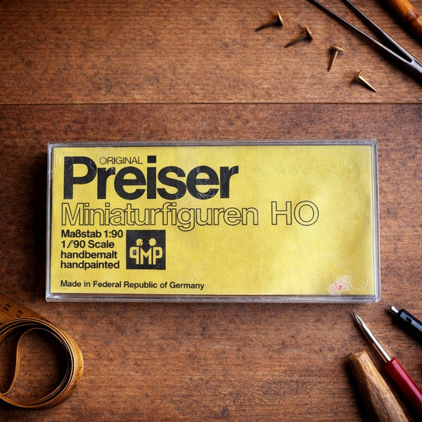 Figurines miniatures Preiser réf. 4155 – Vaches et veau – Modélisme ferroviaire vintage HO (Made in Germany)