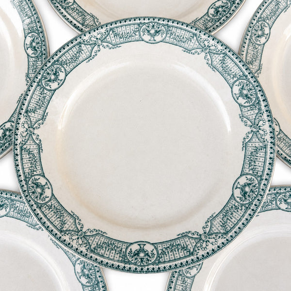 Lot de 6 anciennes assiettes plates en faïence de Salins modèle Directoire