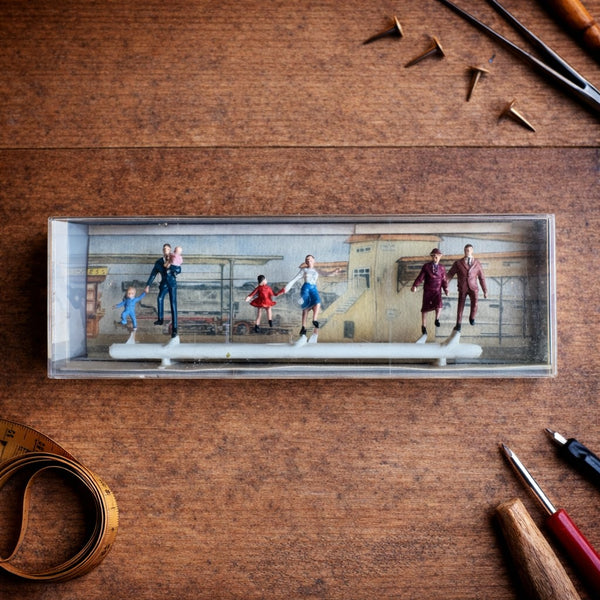 Figurines miniatures Merten réf. 2292 – Passagers (groupes) – Modélisme ferroviaire vintage HO (Made in Germany)