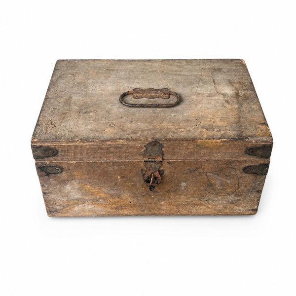 Coffret ancien en bois « Bazar Militaire – E. Letaley » à Versailles – 28 cm x 19 cm x 14 cm