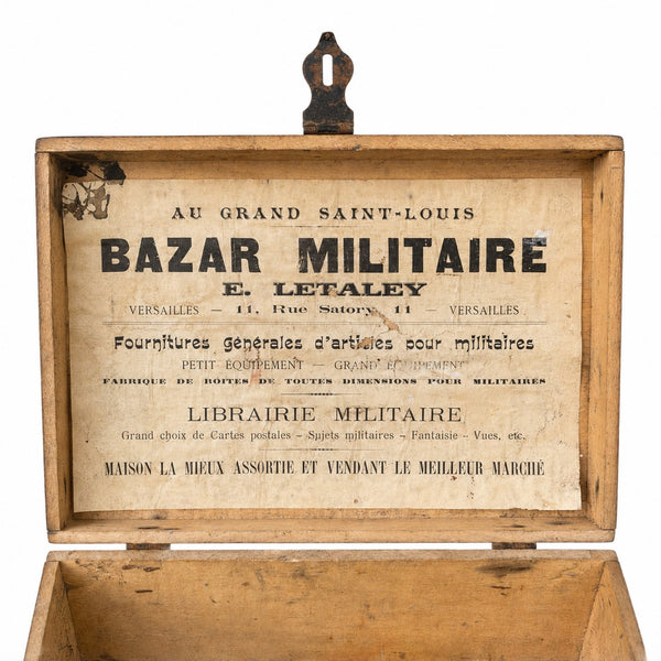 Coffret ancien en bois « Bazar Militaire – E. Letaley » à Versailles – 28 cm x 19 cm x 14 cm