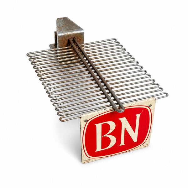 Présentoir d’épicerie BN ancien en métal – Publicitaire biscuits