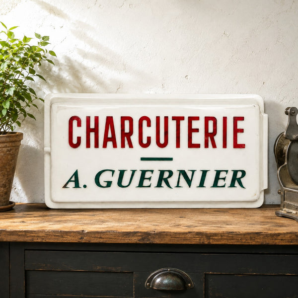 Enseigne ancienne de charcuterie « CHARCUTERIE A. GUERNIER » en plastique recto verso