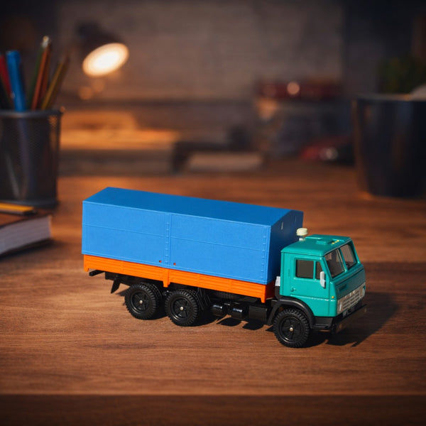 Camion KamAZ / KamA3-5320 – Modèle réduit URSS – Échelle 1:43