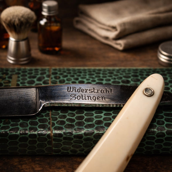 Coupe-chou Widerstrahl Solingen 718-2/8 – “Rasoir Spécial à Effiler”