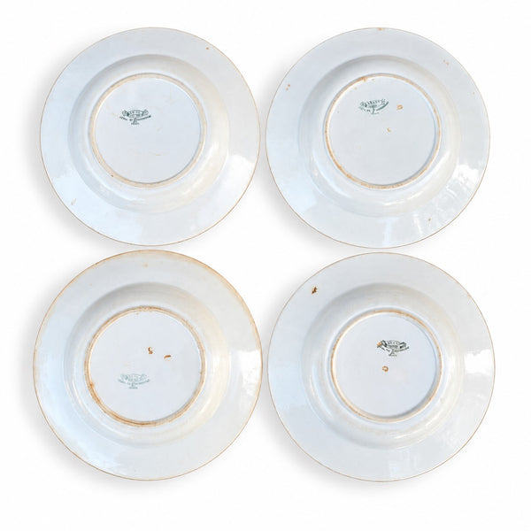 Lot de 4 assiettes creuses anciennes blanches en faïence de Creil et Montereau – XIXe siècle