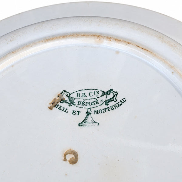 Lot de 4 assiettes creuses anciennes blanches en faïence de Creil et Montereau – XIXe siècle