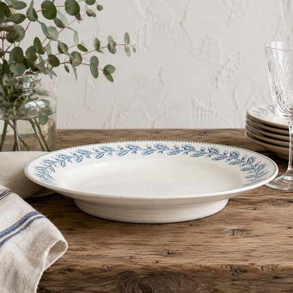 Assiette montée ancienne en faïence U&C Sarreguemines modèle « Chêne »
