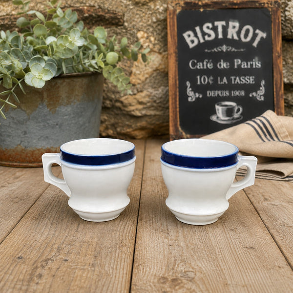 Paire de tasses brulot de bistrot anciennes en porcelaine épaisse à liseré bleu