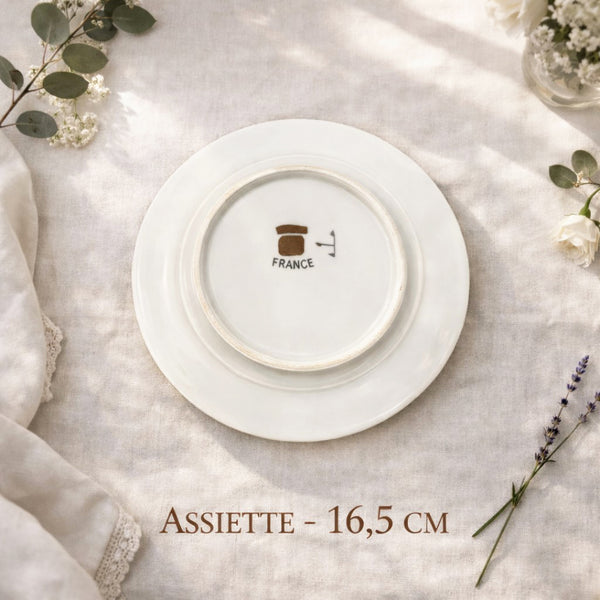 Service à dessert en porcelaine – Maison Samson – 1 plat 29 cm + 5 assiettes canapé 16,5 cm – décor blason & branchages floraux
