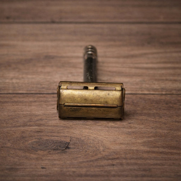 Rasoir de sûreté ancien Gillette – tête en laiton – modèle à ouverture papillon