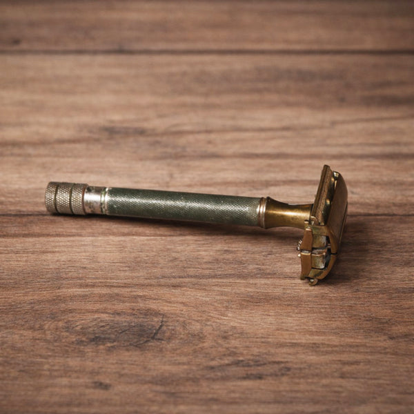 Rasoir de sûreté ancien Gillette – tête en laiton – modèle à ouverture papillon