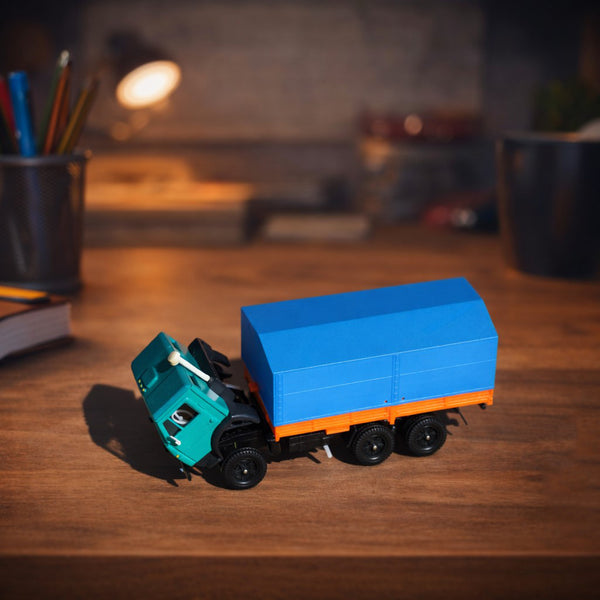 Camion KamAZ / KamA3-5320 – Modèle réduit URSS – Échelle 1:43