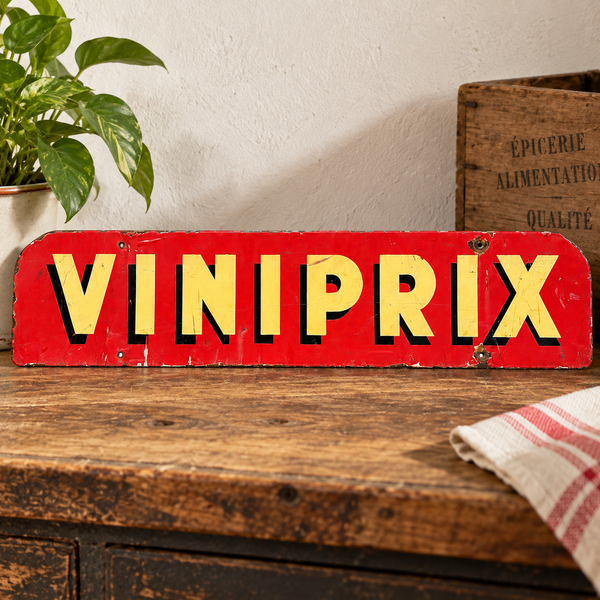 Plaque publicitaire ancienne VINIPRIX en tôle peinte – 77 cm × 17 cm