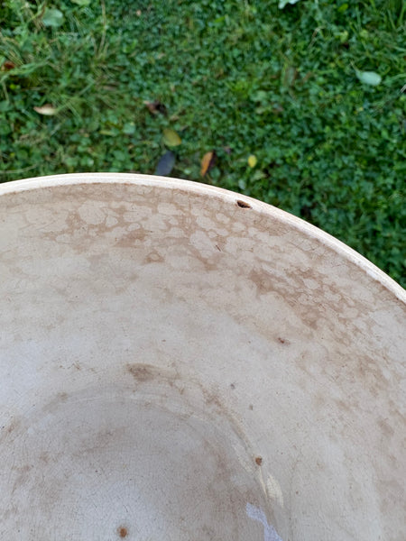 Ancien bol en faïence patinée / en barbotine d'Onnaing ? / Fleur de lys / no Creil