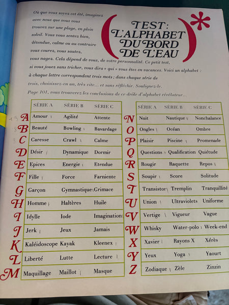 Magazine / revue Mlle âge tendre / numéro 69 / Julien Clerc Johnny Adamo Dutronc