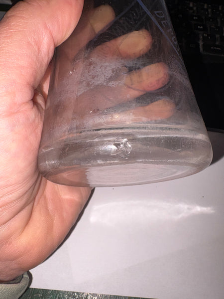 Ancienne bouteille de lait en verre / Laiterie Chatenet à Saint Pierre du Vauvray ( Eure )