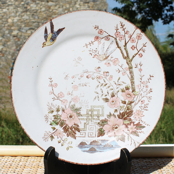 Ancienne assiette 22.2 cm en tôle émaillée / oiseaux / décor japonisant