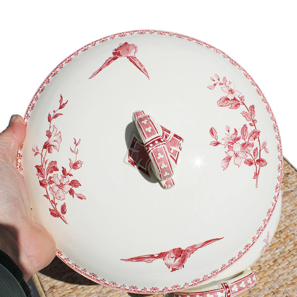 Grande soupière ancienne en faïence de Sarreguemines modèle Favori