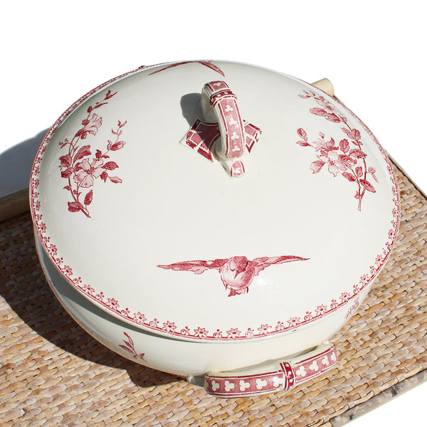 Grande soupière ancienne en faïence de Sarreguemines modèle Favori