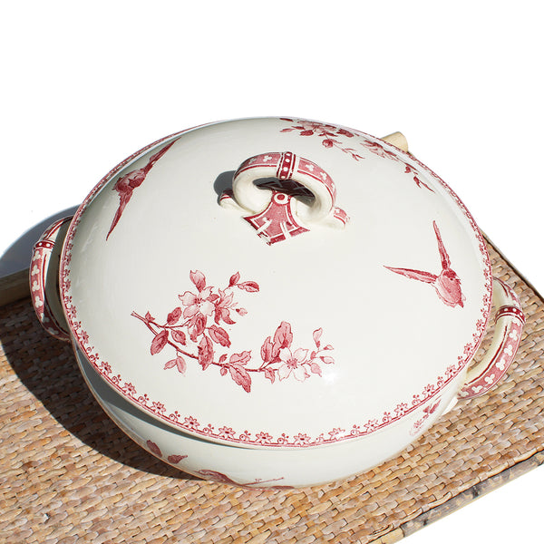 Grande soupière ancienne en faïence de Sarreguemines modèle Favori