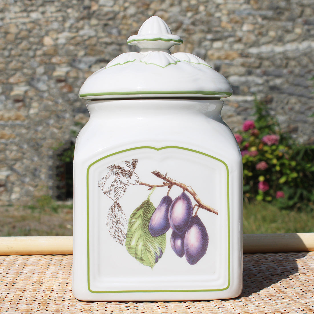 Grand pot à biscuits 24 cm / Villeroy & Boch modèle Cascara Charm Prunes