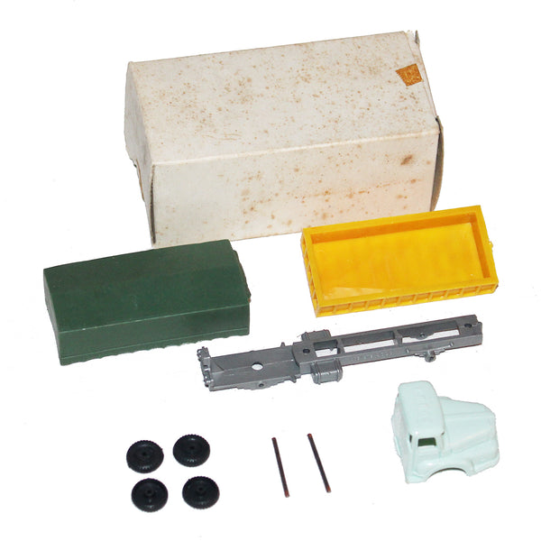 CLE / CLÉ 1/90 Camion Fourgon Unic Isotherme BONUX Clément